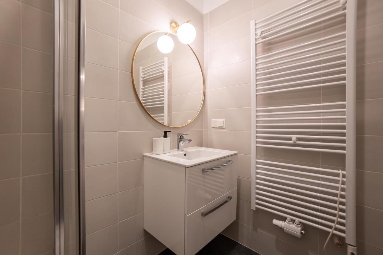 Stylish Apartment With Dedicated Working Space And Super King-Size Bed Located Between City Centre And Donau River Viena Exterior foto