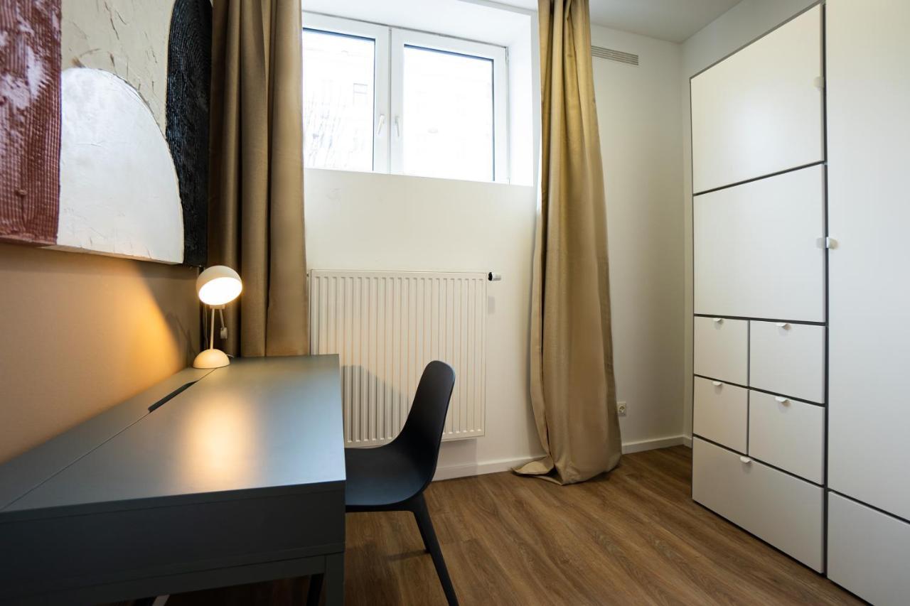 Stylish Apartment With Dedicated Working Space And Super King-Size Bed Located Between City Centre And Donau River Viena Exterior foto